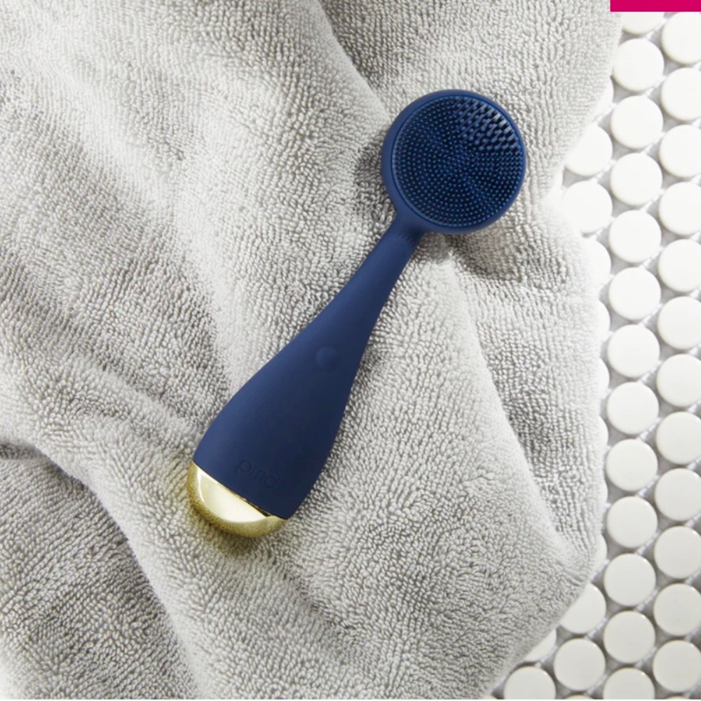 PMD Clean Navy/Gold